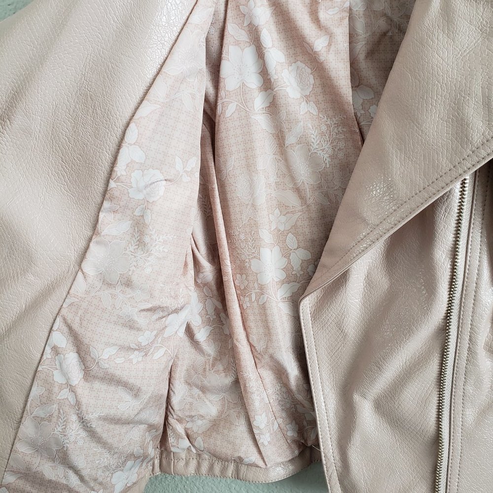 Guess Jacket - Picture 8 of 12